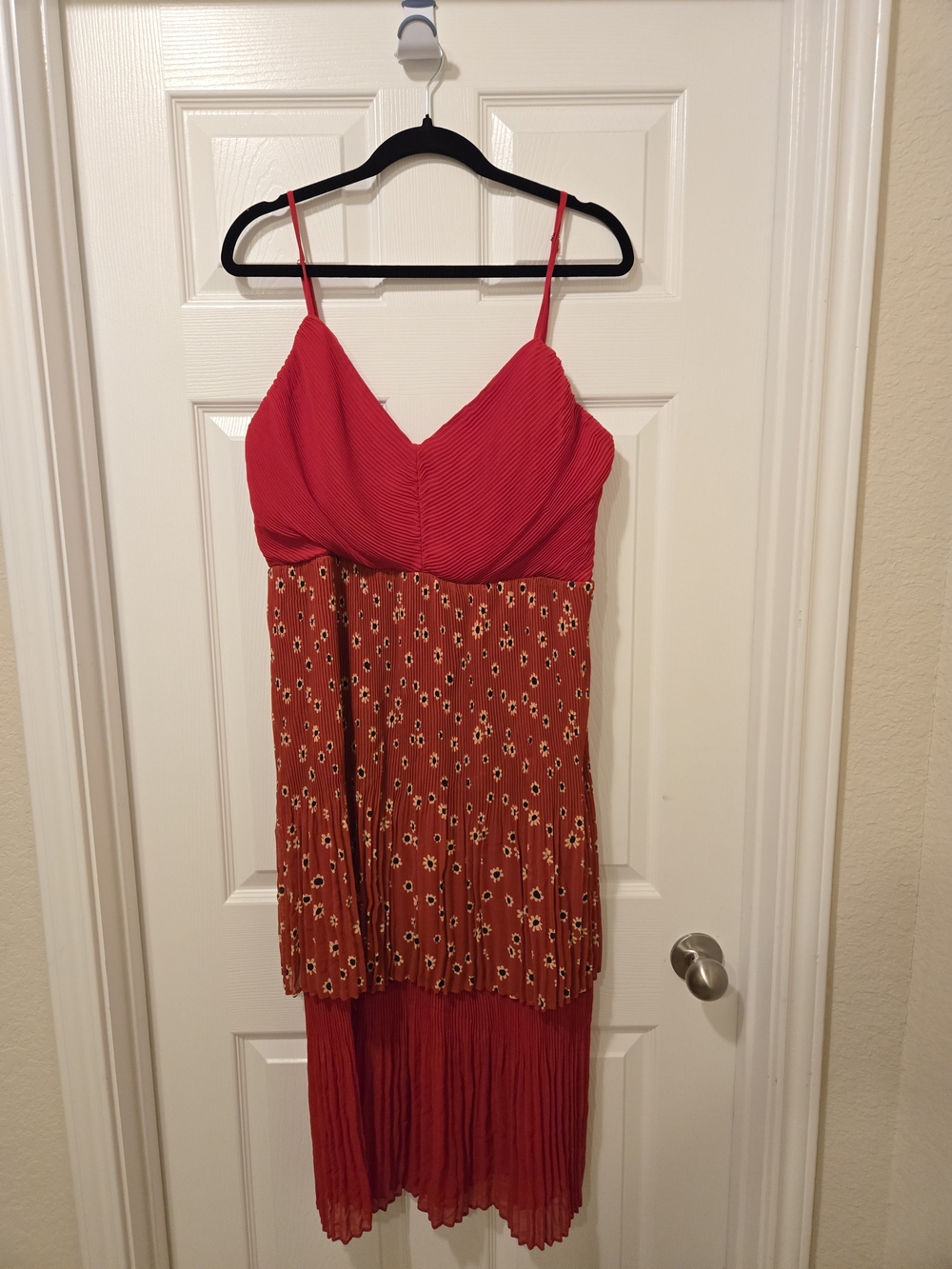 Fame and Partners Red and Rust Tiered Midi Dress
